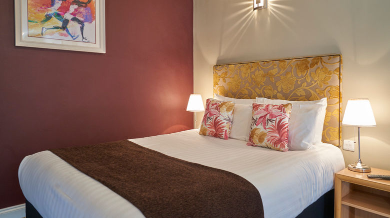<b>Antoinette Wimbledon Room</b>. Images powered by <a href="https://www.leonardoworldwide.com/" title="Leonardo Worldwide" target="_blank">Leonardo</a>.