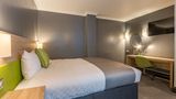 Thistle Express Luton Room