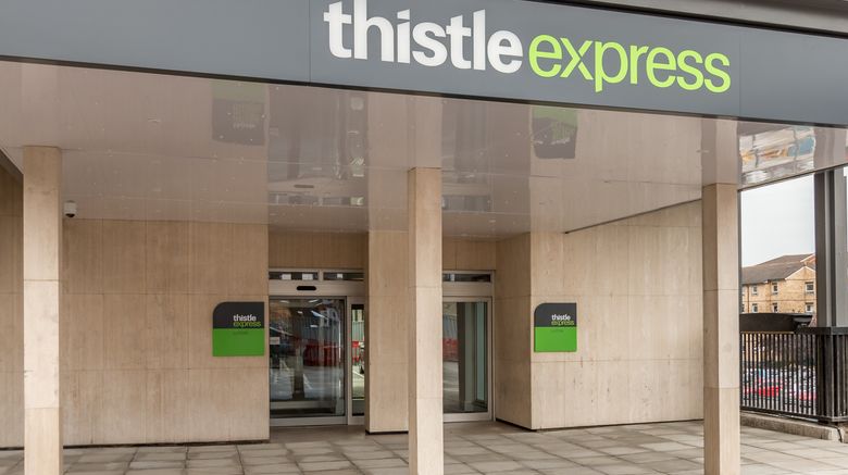 Thistle Express Luton Exterior. Images powered by <a href="https://www.leonardoworldwide.com" target="_blank" rel="noopener">Leonardo</a>.