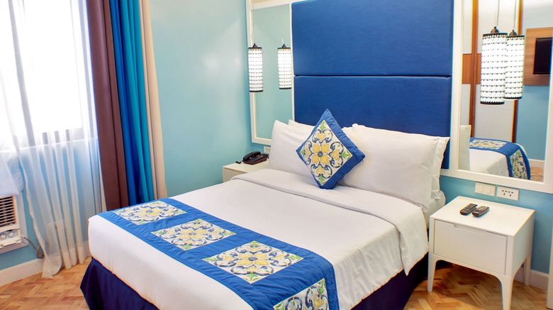 <b>Parque Espana - Muntinlupa Room</b>. Images powered by <a href="https://www.leonardoworldwide.com/" title="Leonardo Worldwide" target="_blank">Leonardo</a>.
