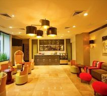 Parque Espana - Muntinlupa Lobby