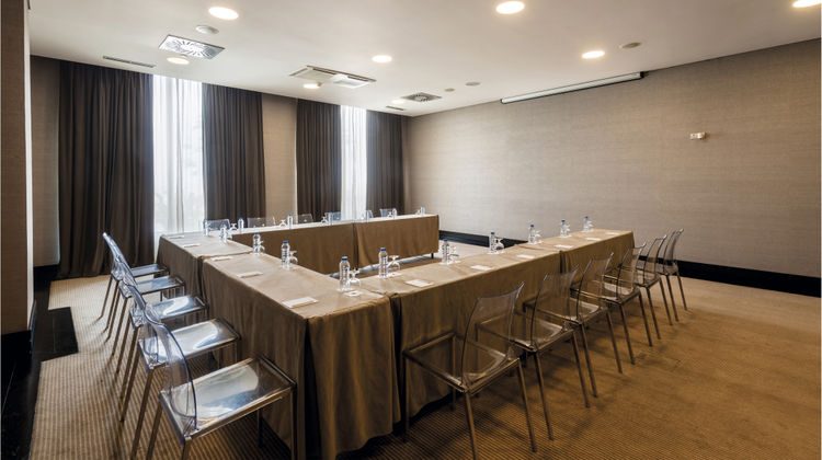 Hotel Baia Luanda Meeting