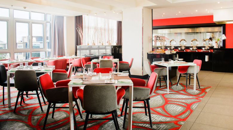 <b>ONOMO Hotel Dar Es Salaam Restaurant</b>. Images powered by <a href="https://www.leonardoworldwide.com/" title="Leonardo Worldwide" target="_blank">Leonardo</a>.