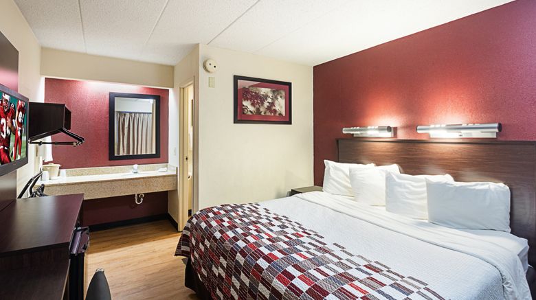 <b>Red Roof Inn Dayton-Fairborn/Nutter Ctr Room</b>. Images powered by <a href="https://www.leonardoworldwide.com/" title="Leonardo Worldwide" target="_blank">Leonardo</a>.