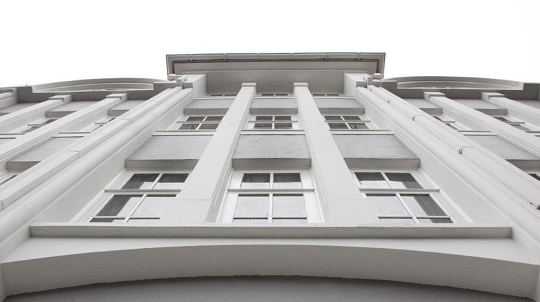 <b>Sandhotel Exterior</b>. Images powered by <a href="https://www.leonardoworldwide.com/" title="Leonardo Worldwide" target="_blank">Leonardo</a>.