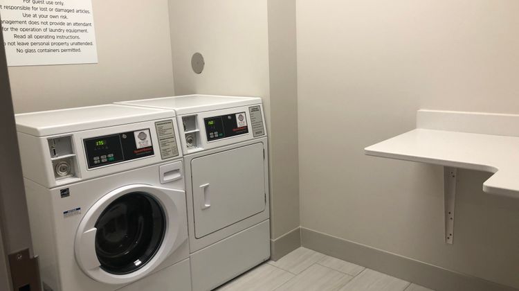 Holiday Inn Express & Stes Madison West Other