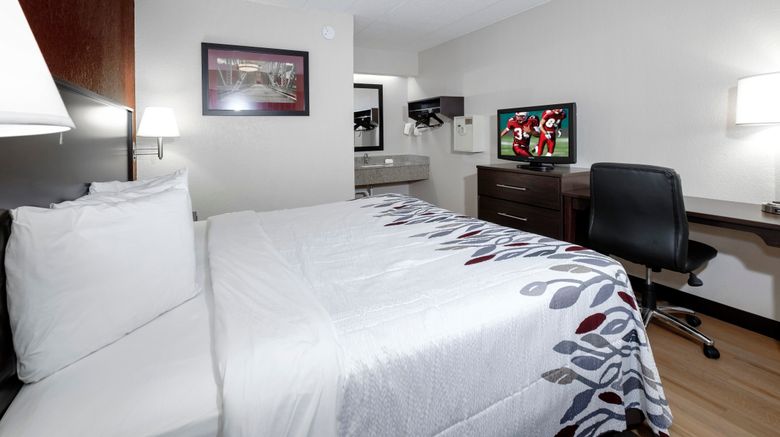 <b>Red Roof Inn Cleveland - Medina Room</b>. Images powered by <a href="https://www.leonardoworldwide.com/" title="Leonardo Worldwide" target="_blank">Leonardo</a>.