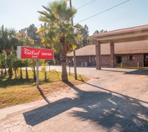 Red Roof Inn Baldwin Exterior