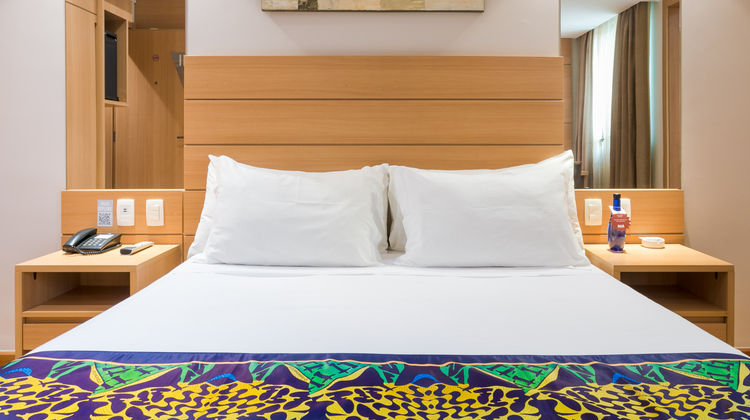 Arena Copacabana Hotel Room