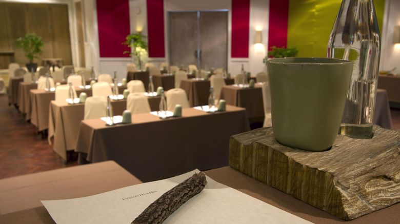 <b>Six Senses Krabey Island Meeting</b>. Images powered by <a href="https://www.leonardoworldwide.com/" title="Leonardo Worldwide" target="_blank">Leonardo</a>.