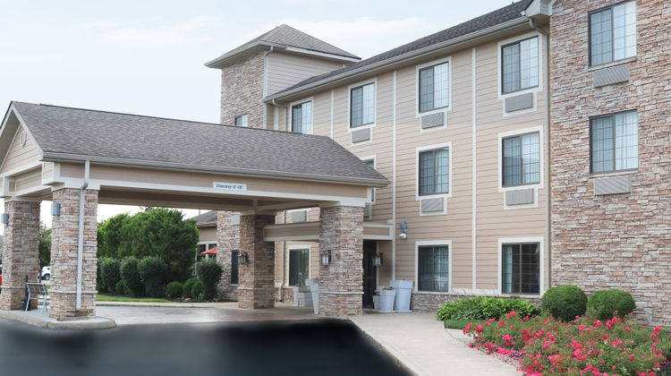 Holiday Inn Express Exterior