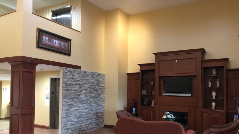 <b>Red Roof Inn & Suites Chestertown Lobby</b>. Images powered by <a href="https://www.leonardoworldwide.com/" title="Leonardo Worldwide" target="_blank">Leonardo</a>.