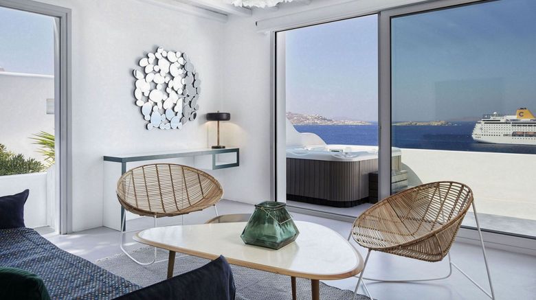 <b>Kouros Hotel & Suites Room</b>. Images powered by <a href="https://www.leonardoworldwide.com/" title="Leonardo Worldwide" target="_blank">Leonardo</a>.