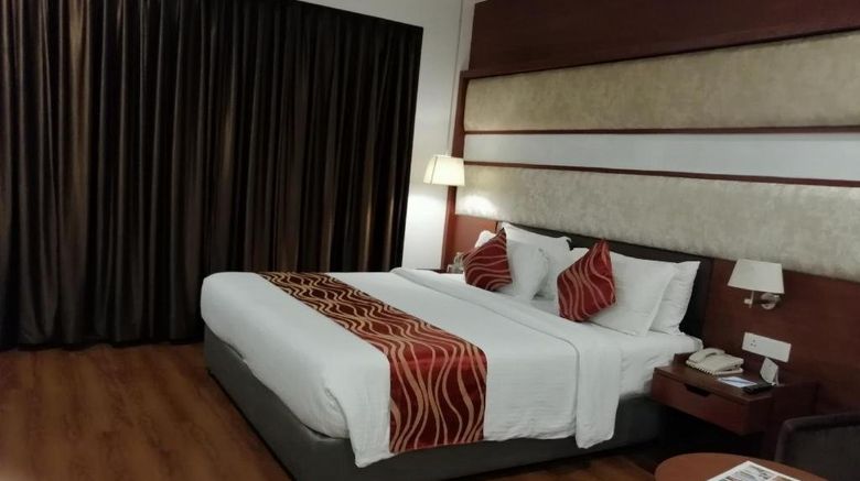 <b>Abu Sarovar Portico Suite</b>. Images powered by <a href="https://www.leonardoworldwide.com/" title="Leonardo Worldwide" target="_blank">Leonardo</a>.