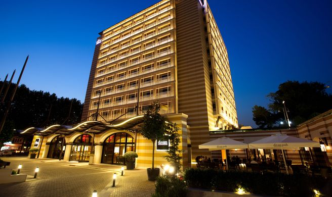 Divan Istanbul Exterior