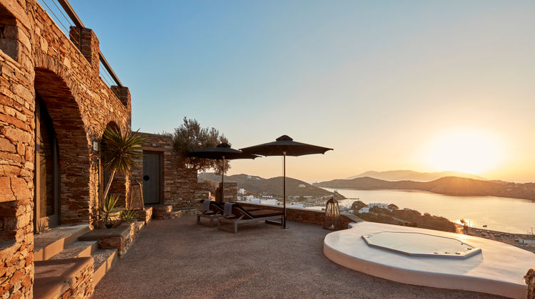 Liostasi Hotel and Suites Exterior