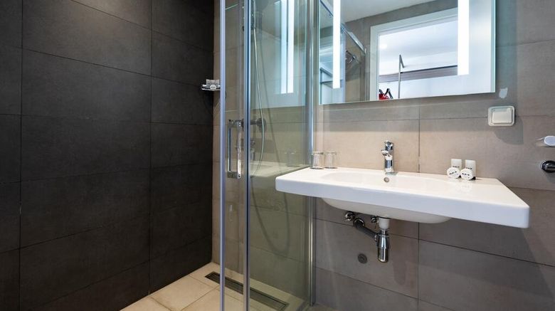 <b>Onomo Hotel Casablanca Airport Room</b>. Images powered by <a href="https://www.leonardoworldwide.com/" title="Leonardo Worldwide" target="_blank">Leonardo</a>.