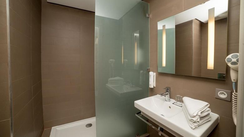 <b>Rabat Hotell Room</b>. Images powered by <a href="https://www.leonardoworldwide.com/" title="Leonardo Worldwide" target="_blank">Leonardo</a>.