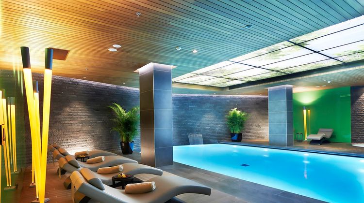 Divan Adana Pool