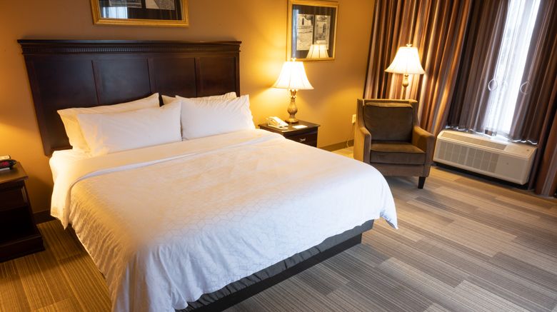 <b>Holiday Inn Express & Suites Tuscaloosa- Room</b>. Images powered by <a href="https://www.leonardoworldwide.com/" title="Leonardo Worldwide" target="_blank">Leonardo</a>.