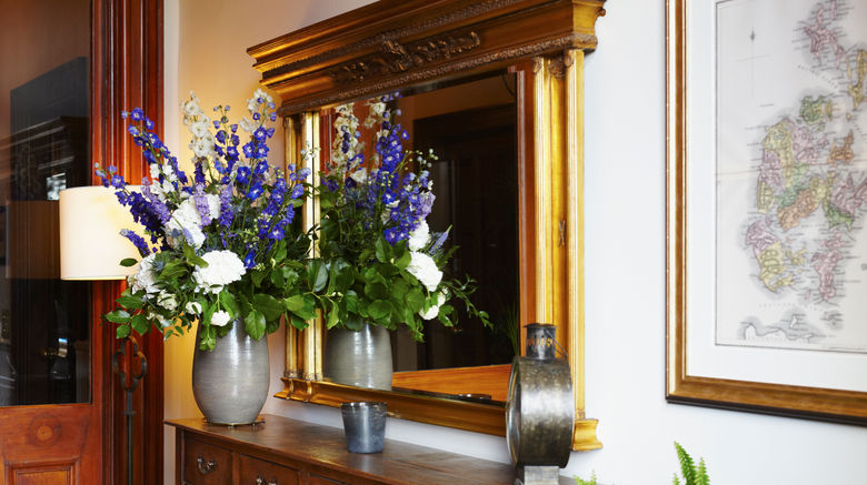 <b>The Roseate Edinburgh Lobby</b>. Images powered by <a href="https://www.leonardoworldwide.com/" title="Leonardo Worldwide" target="_blank">Leonardo</a>.