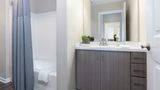 AVE Emeryville at Bay Street Hotel Room