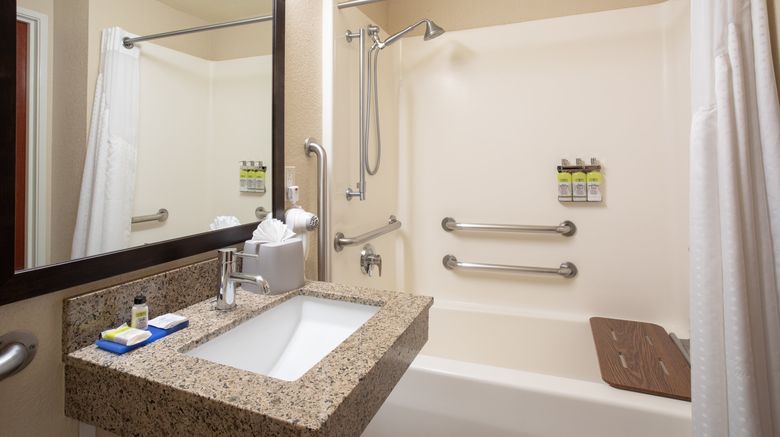 <b>Holiday Inn Express Room</b>. Images powered by <a href="https://www.leonardoworldwide.com/" title="Leonardo Worldwide" target="_blank">Leonardo</a>.