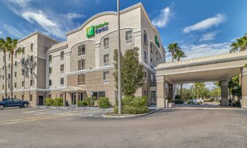 Holiday Inn Express
