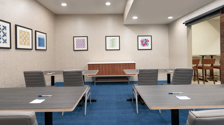 <b>Holiday Inn Express Jamaica-JFK AirTran Meeting</b>. Images powered by <a href="https://www.leonardoworldwide.com/" title="Leonardo Worldwide" target="_blank">Leonardo</a>.