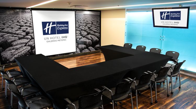 Holiday Inn Express Galerias Meeting