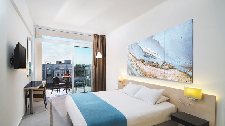 <b>Mayfair Hotel and Apartment Hotel Room</b>. Images powered by <a href="https://www.leonardoworldwide.com/" title="Leonardo Worldwide" target="_blank">Leonardo</a>.