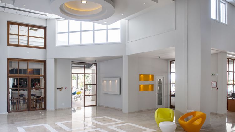 Mayfair Gardens Lobby