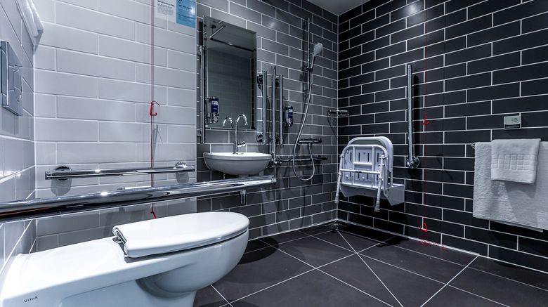 <b>Holiday Inn Edinburgh - City West Room</b>. Images powered by <a href="https://www.leonardoworldwide.com/" title="Leonardo Worldwide" target="_blank">Leonardo</a>.