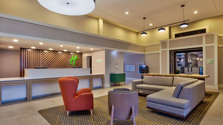 <b>Holiday Inn Westbury Long Island Lobby</b>. Images powered by <a href="https://www.leonardoworldwide.com/" title="Leonardo Worldwide" target="_blank">Leonardo</a>.