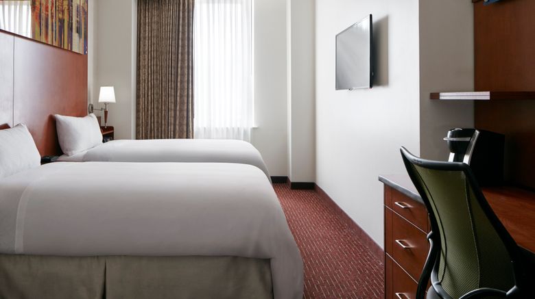 <b>Club Quarters in Philadelphia Room</b>. Images powered by <a href="https://www.leonardoworldwide.com/" title="Leonardo Worldwide" target="_blank">Leonardo</a>.