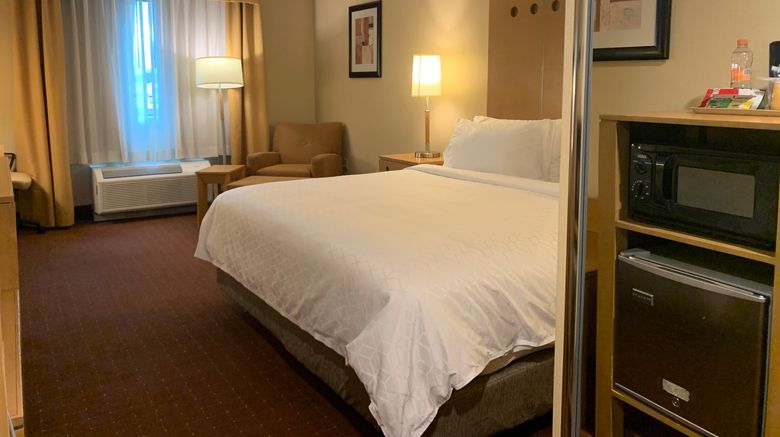 <b>Holiday Inn Express Suite</b>. Images powered by <a href="https://www.leonardoworldwide.com/" title="Leonardo Worldwide" target="_blank">Leonardo</a>.