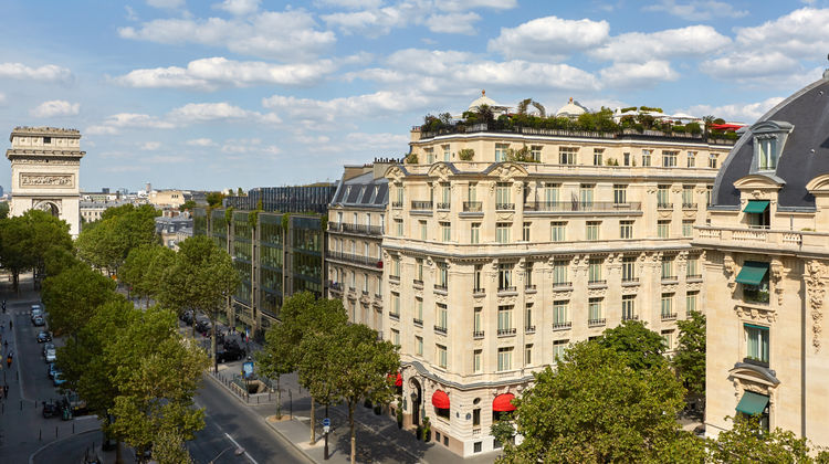 Raphael Hotel Paris Exterior