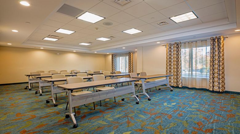 <b>Candlewood Suites Dumfries-Quantico Meeting</b>. Images powered by <a href="https://www.leonardoworldwide.com/" title="Leonardo Worldwide" target="_blank">Leonardo</a>.