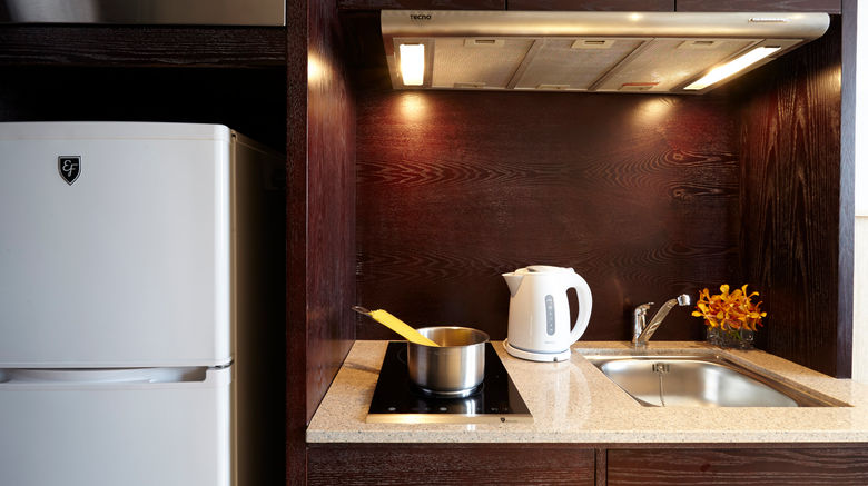 <b>Amari Dhaka Suite</b>. Images powered by <a href="https://www.leonardoworldwide.com/" title="Leonardo Worldwide" target="_blank">Leonardo</a>.