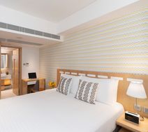 Shama Island North Hong Kong Room