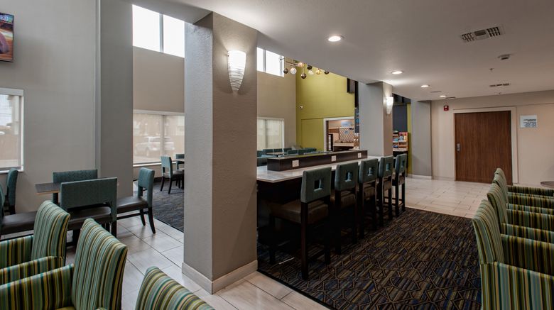 <b>Holiday Inn Express Hotel & Suites Exterior</b>. Images powered by <a href="https://www.leonardoworldwide.com/" title="Leonardo Worldwide" target="_blank">Leonardo</a>.
