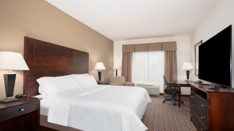 Holiday Inn Express Hotel & Suites Room