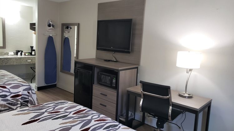 Red Roof Inn Cullman Room