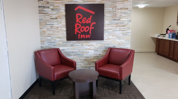 Red Roof Inn Cullman Lobby