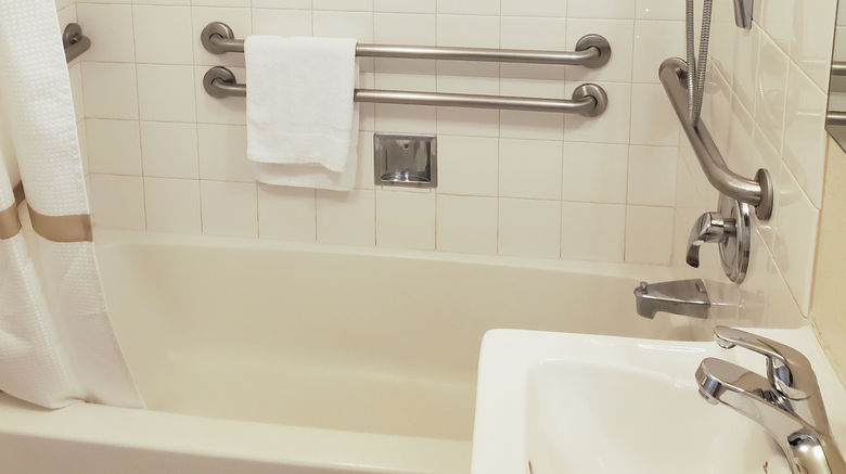 <b>Pacific Heights Inn Room</b>. Images powered by <a href="https://www.leonardoworldwide.com/" title="Leonardo Worldwide" target="_blank">Leonardo</a>.