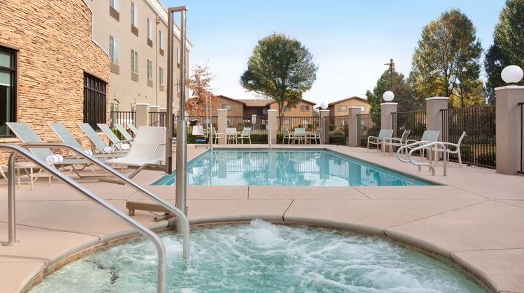 Holiday Inn Express & Suites Merced Pool