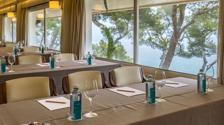 <b>Hotel Santa Marta Meeting</b>. Images powered by <a href="https://www.leonardoworldwide.com/" title="Leonardo Worldwide" target="_blank">Leonardo</a>.