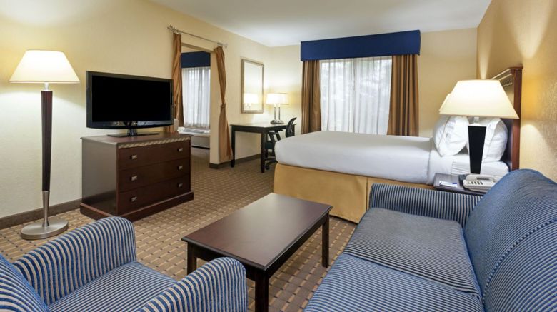 <b>Holiday Inn Express Hotel & Suites Suite</b>. Images powered by <a href="https://www.leonardoworldwide.com/" title="Leonardo Worldwide" target="_blank">Leonardo</a>.