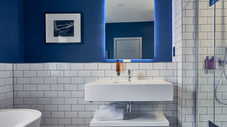 <b>Malmaison Hotel Suite</b>. Images powered by <a href="https://www.leonardoworldwide.com/" title="Leonardo Worldwide" target="_blank">Leonardo</a>.