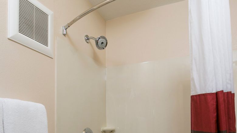 <b>Red Roof Inn Marietta Room</b>. Images powered by <a href="https://www.leonardoworldwide.com/" title="Leonardo Worldwide" target="_blank">Leonardo</a>.